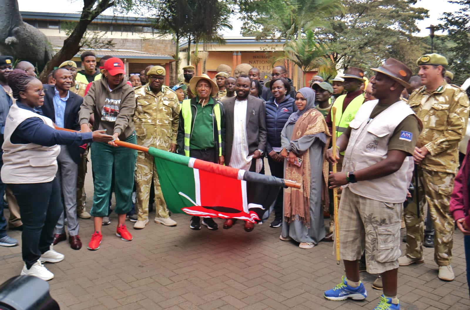 The Cabinet Secretary, Hon. Peninah Malonza, is joined by the Deputy Governor for Murang'a County, H.E Stephen Munania, and Senator Karen Nyamu in flagging off of the East and Central Africa campaign walk, at the National Museums of Kenya.