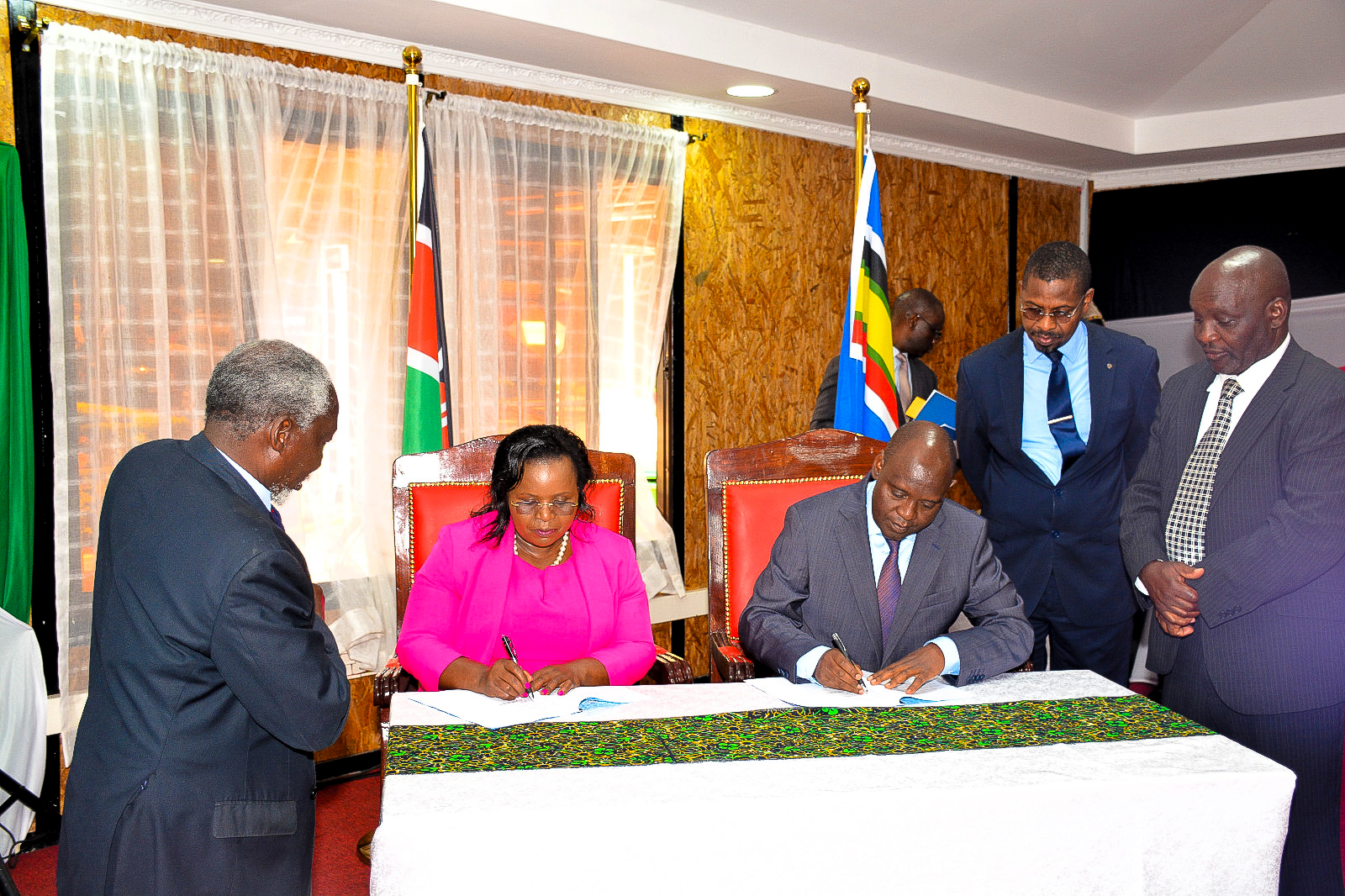The Cabinet Secretary, Hon. Peninah Malonza, signing the performance contract for the financial year 2023/2024 with the Principal Secretary State Department for Tourism, John Ololtuaa.